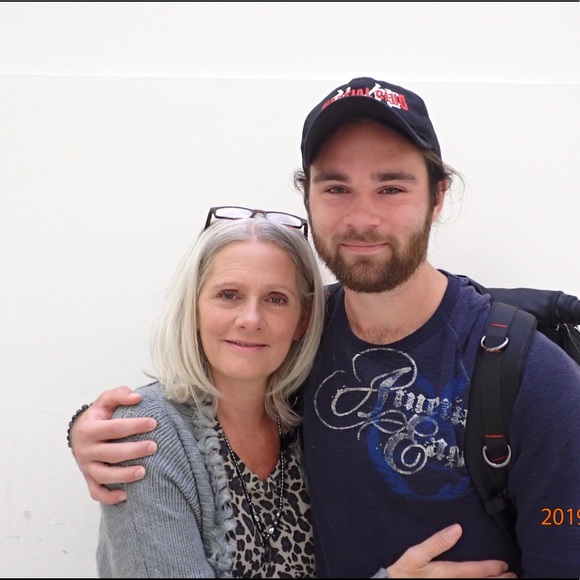 Meet your Posher, Tina - Picture 4 of 6